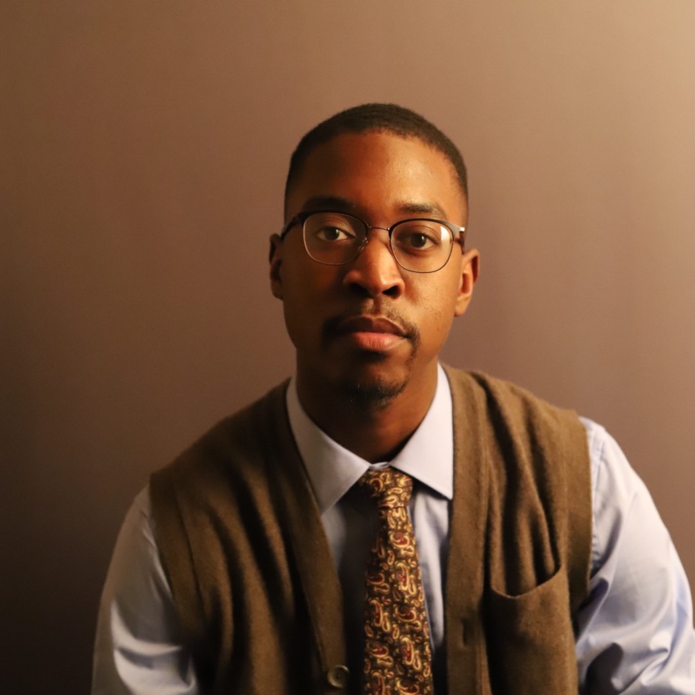 Meet your Posher, Dom